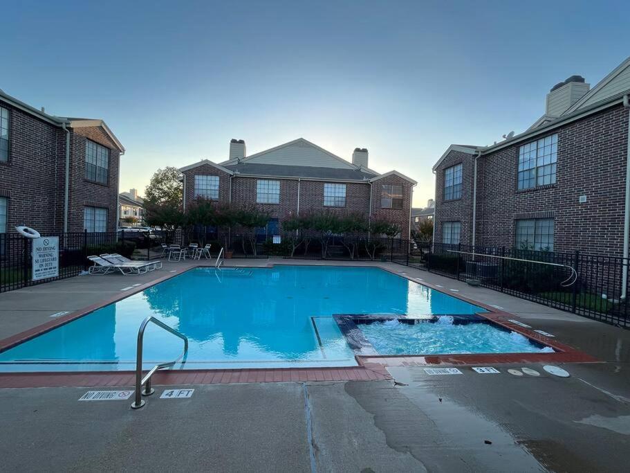 Home Away From Home-Cozy 2 Bdrm Condo/Med Cntr/Nrg Houston Eksteriør billede