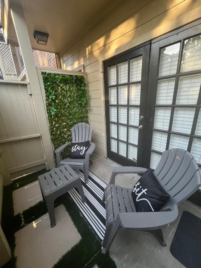 Home Away From Home-Cozy 2 Bdrm Condo/Med Cntr/Nrg Houston Eksteriør billede